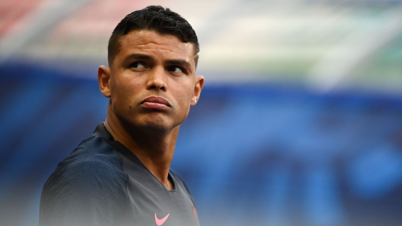 Sources: Chelsea offered Thiago Silva on free