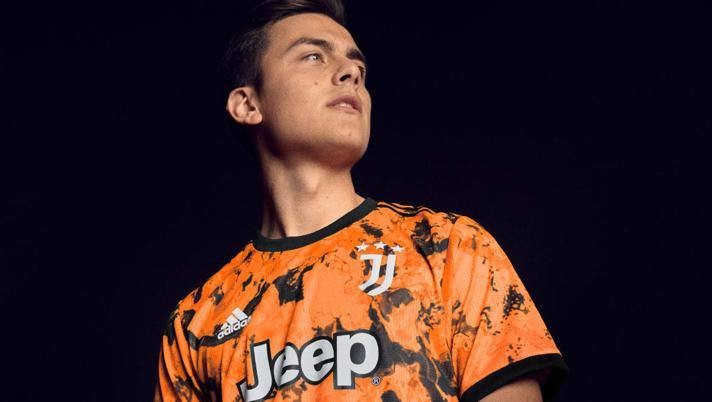New Juventus third kit draws attention from Hull City