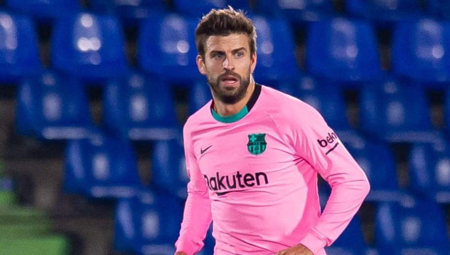 Barcelona Squad 'Furious' After Gerard Pique Agrees Secret Contract Extension