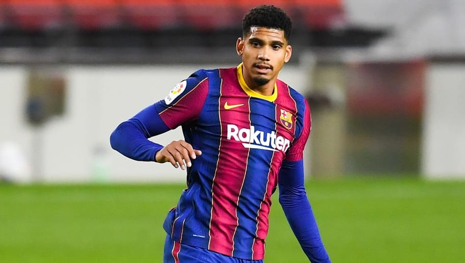 Barcelona Open Talks With Ronald Araújo Over New Contract