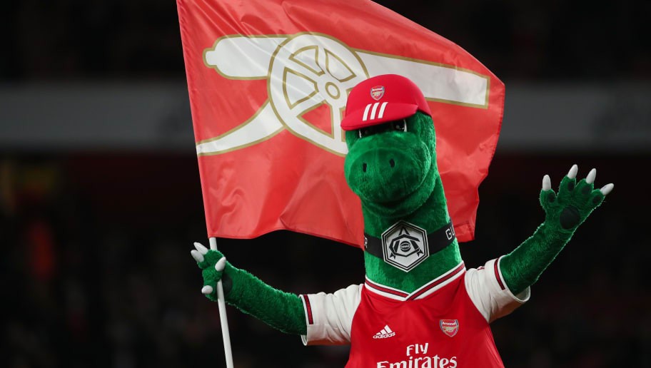Gunnersaurus Returns & Mesut Ozil Is Delighted - But Who's Inside the Suit?