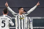 Ronaldo fires Juve into Champions League last 16