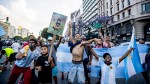 Thousands gather to honour Maradona