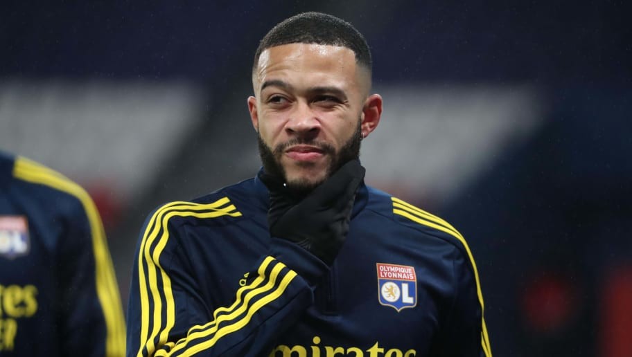 Barcelona Target Memphis Depay Refuses to Commit Future to Lyon