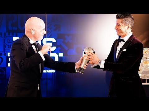 Best Moments of the FIFA Awards - with Lewy, Neuer, Kimmich & Davies