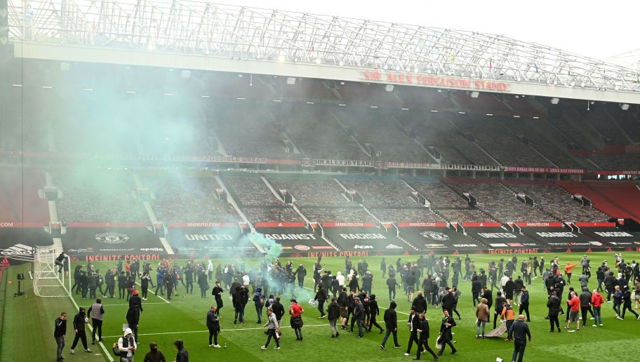 Premier League condemns Manchester United fan protest