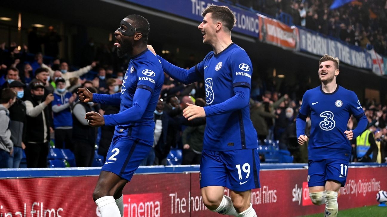 Chelsea race past Leicester to boost UCL hopes