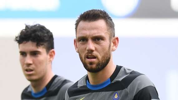 LIGA - Barcelona, eyes on De Ligt and De Vrij for the defense