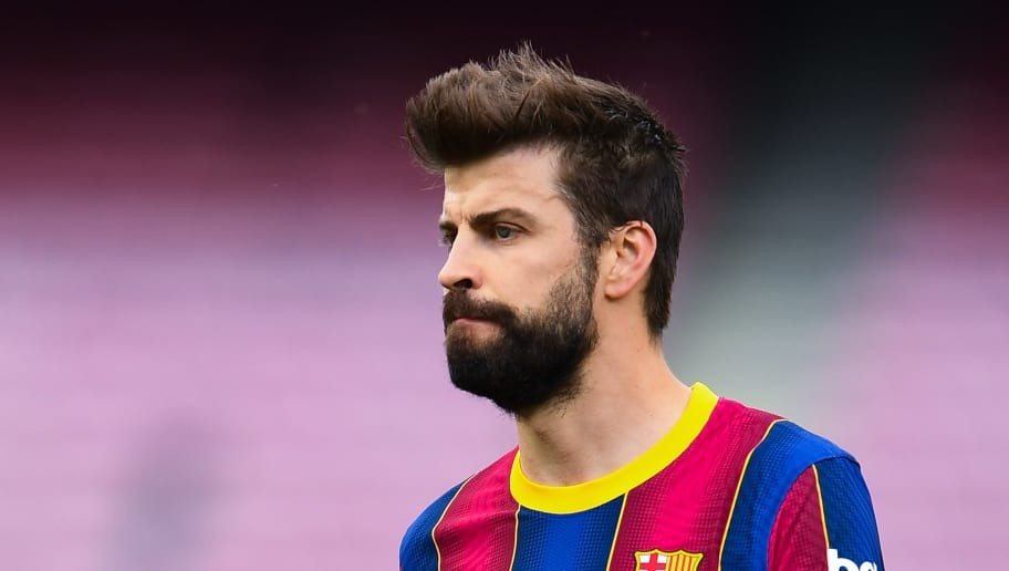 Gerard Pique to take pay cut to stay at Barcelona