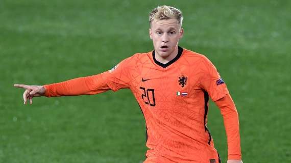 TRANSFERS - Man. United, Van de Beek proposed to Barcelona