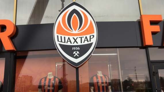 TRANSFERS - Shakhtar Donetsk close to Ajax striker