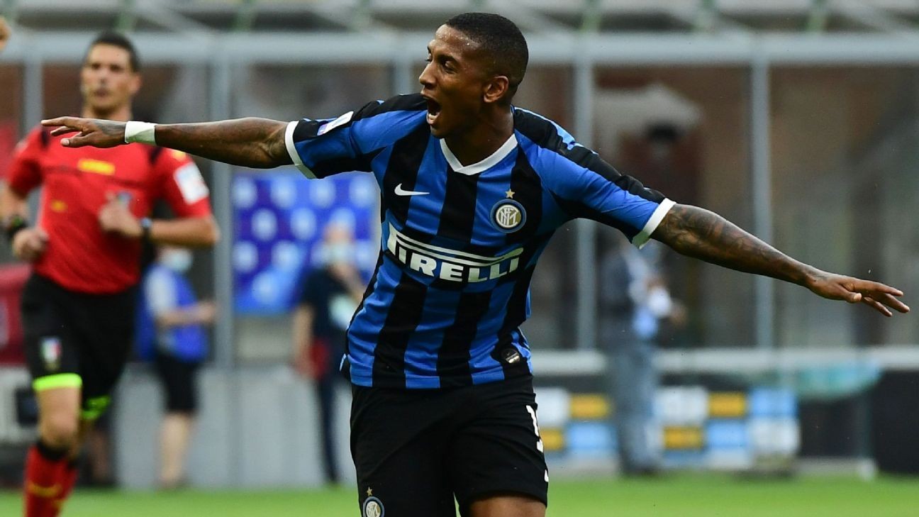 Young leaves Inter Milan for Aston Villa return