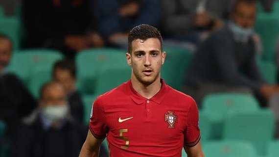LIGA - Real Madrid, Dalot a possible transfer target