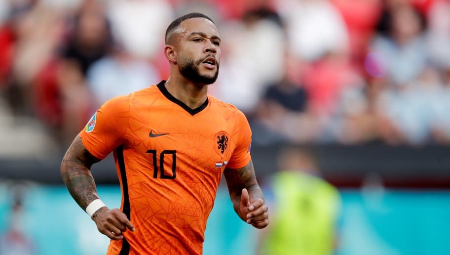 Memphis Depay agrees to huge pay cut at Barcelona