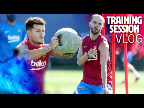 INSIDE A BARÇA TRAINING SESSION | FC Barcelona VLOG