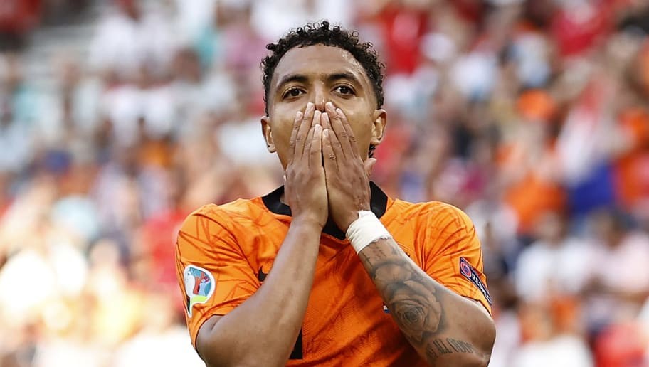 Borussia Dortmund reluctant to match asking price for Liverpool linked Donyell Malen