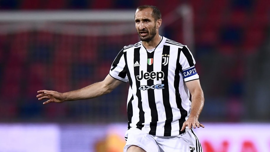 Giorgio Chiellini signs new Juventus contract until 2023