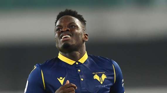 SERIE A - Sampdoria playmaker Vieira tracked by an increasing pack