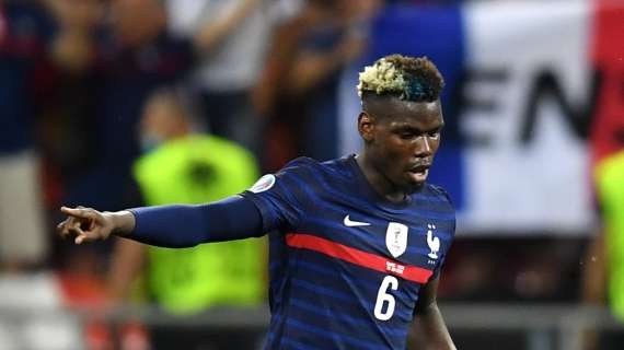 PREMIER - Man Utd pushing Pogba to make contract decision