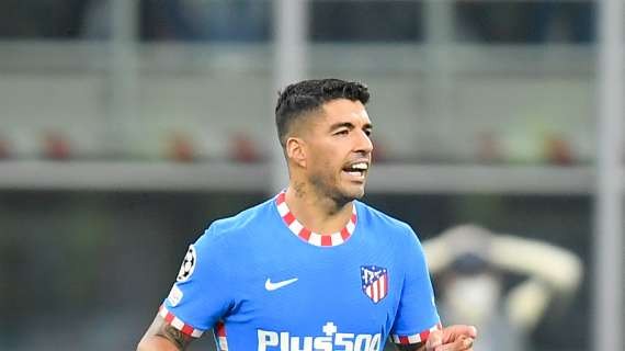 LIGA - Suarez describes Lionel Messi's Barca farewell