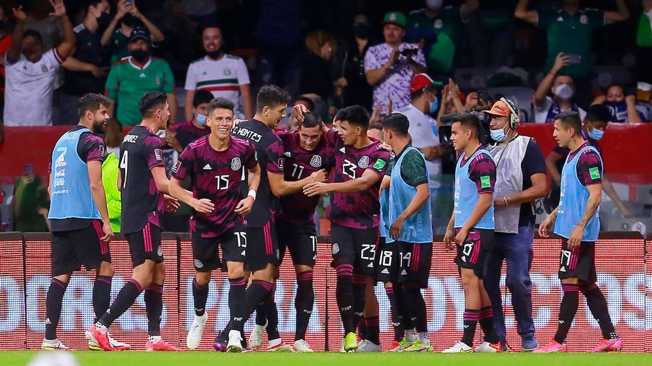 Lozano goal caps Mexico's WCQ win over Hondurfas