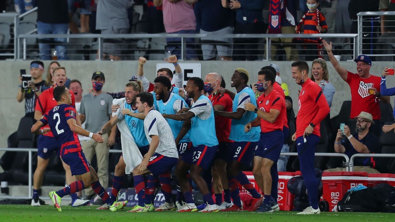 Dest stunner as U.S. rallies past Costa Rica