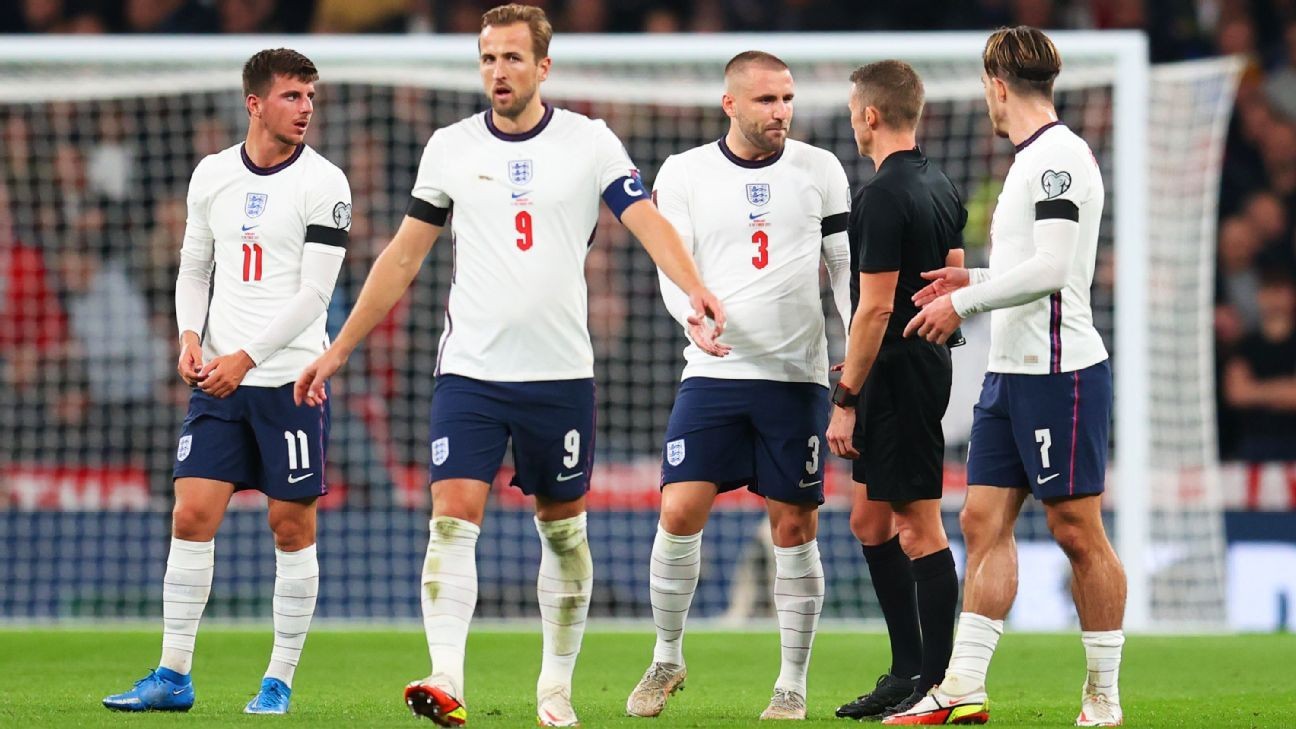 Southgate goes on the attack, but England fall short