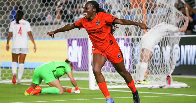 ""I’m optimistic about the future" - Alozie speaks on contract extension with Houston Dash