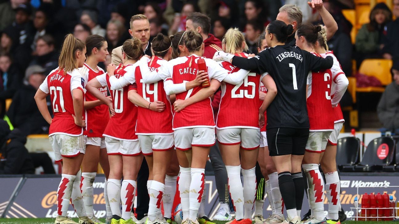 Arsenal's Maanum stable after collapsing in final