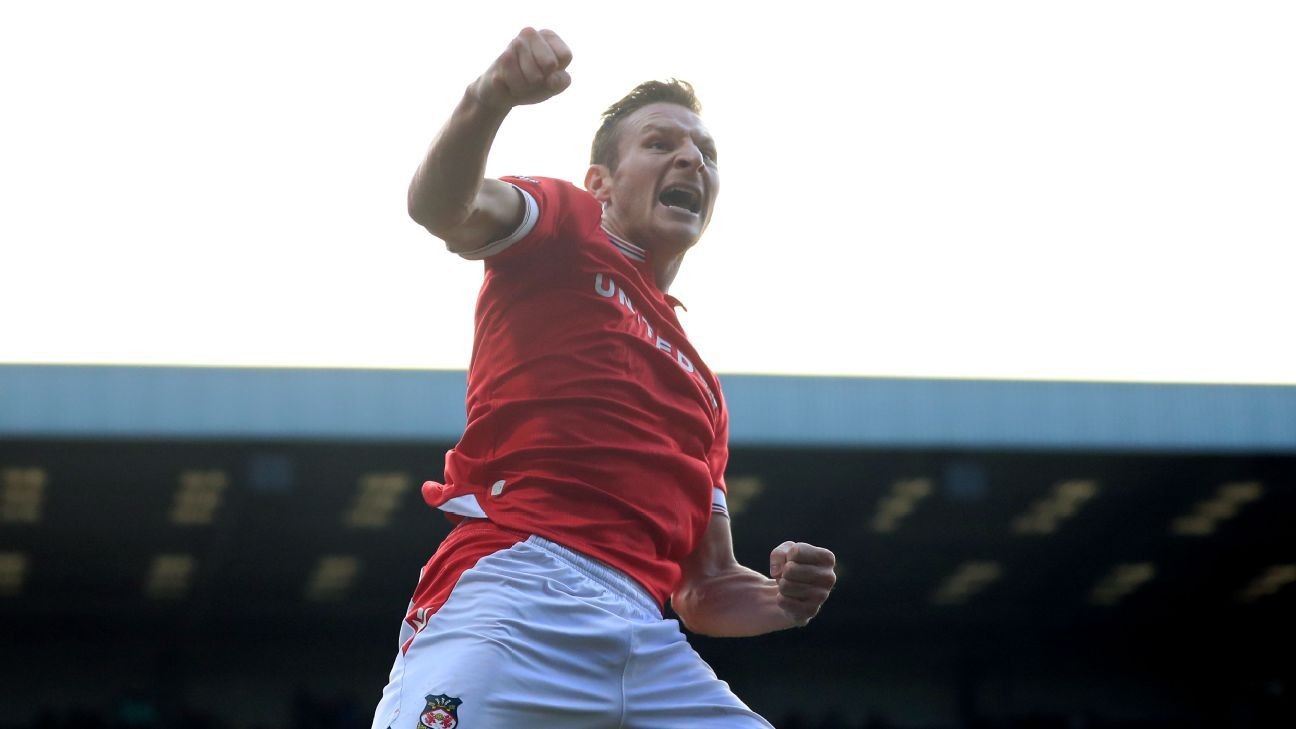 Star striker Mullin scores 100th Wrexham goal
