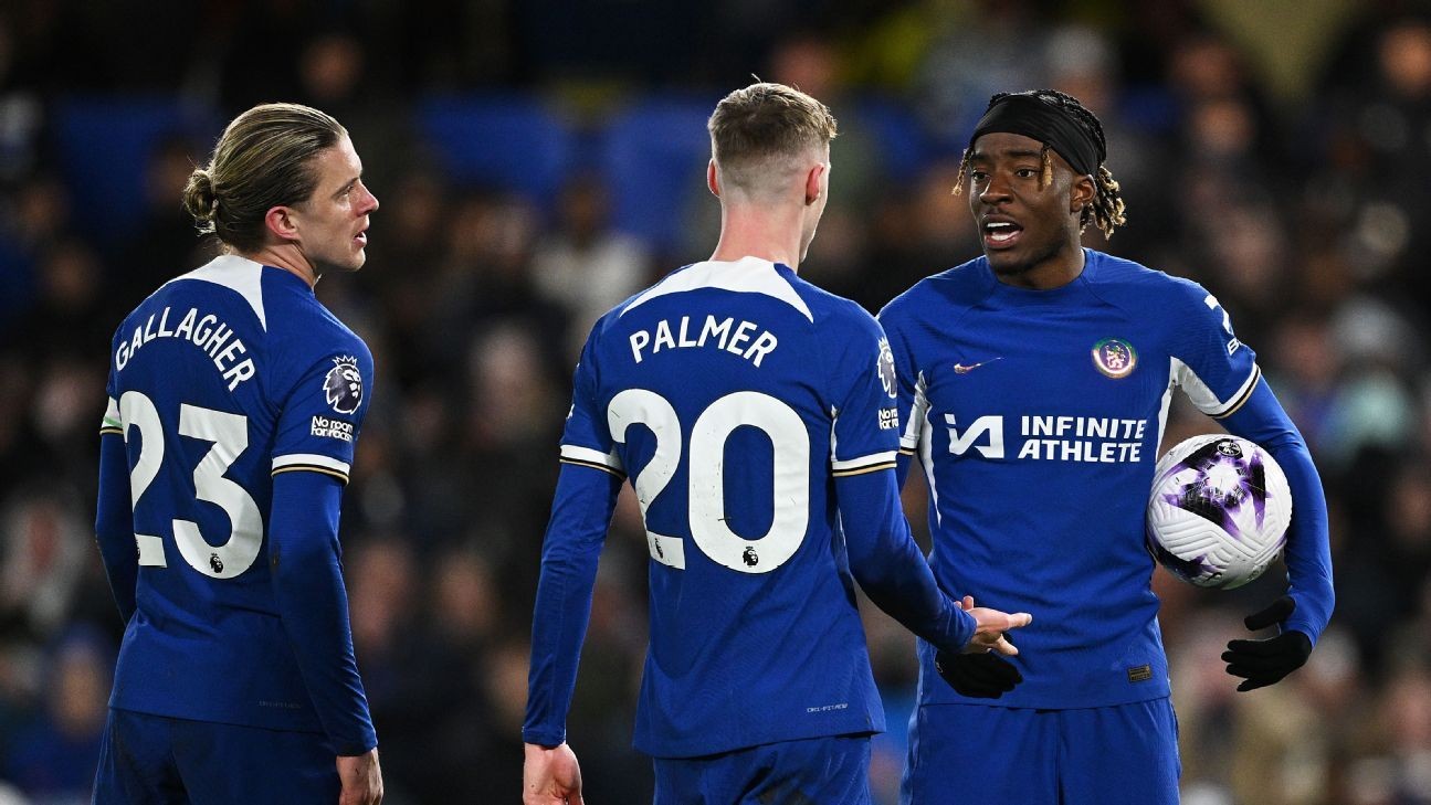 Poch slams Chelsea kids' pen feud: 'Can't happen'