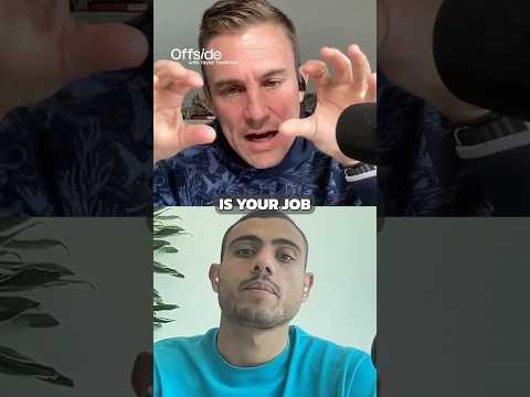 Giorgos Giakoumakis steps on the pitch and knows he's there to ENTERTAIN!