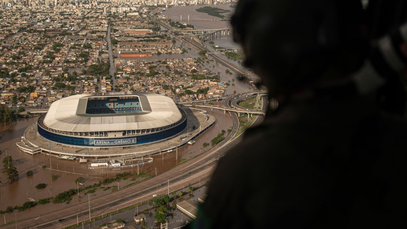 Brazil gov. urges national football halt amid floods