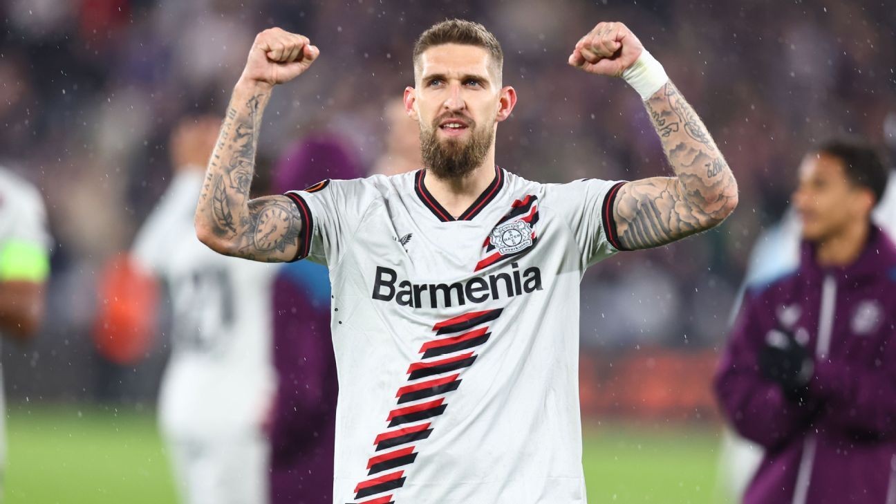 Ink-redible: Leverkusen offer fans free tattoos
