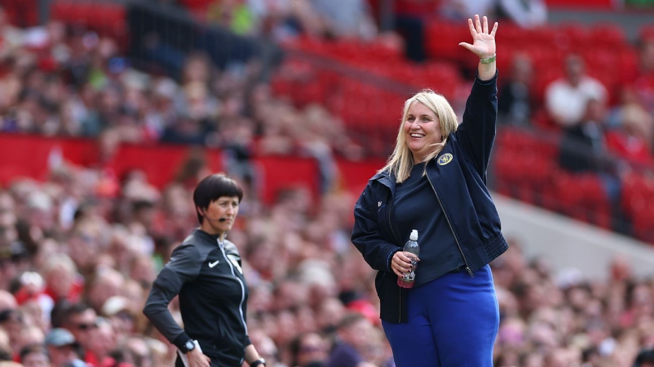 Hayes ends Chelsea reign with 7th WSL title
