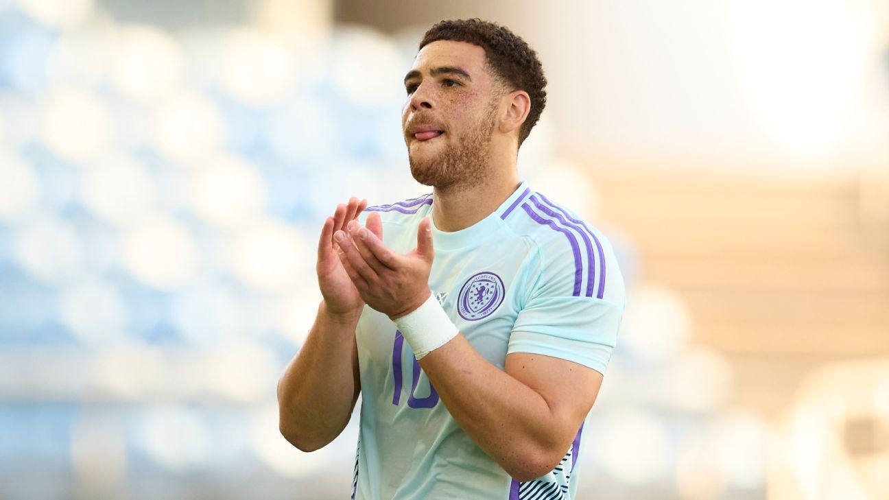 Source: Forest close in on ChÃ© Adams move