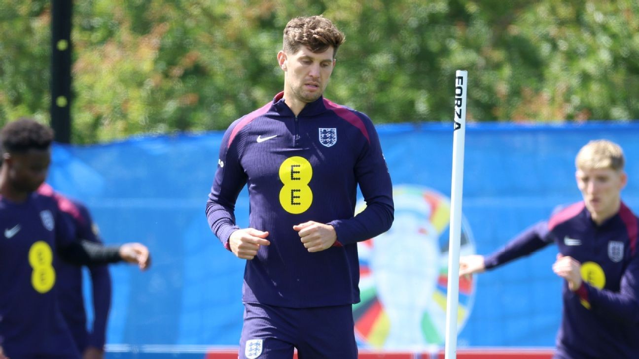 Stones returns to England training after illness