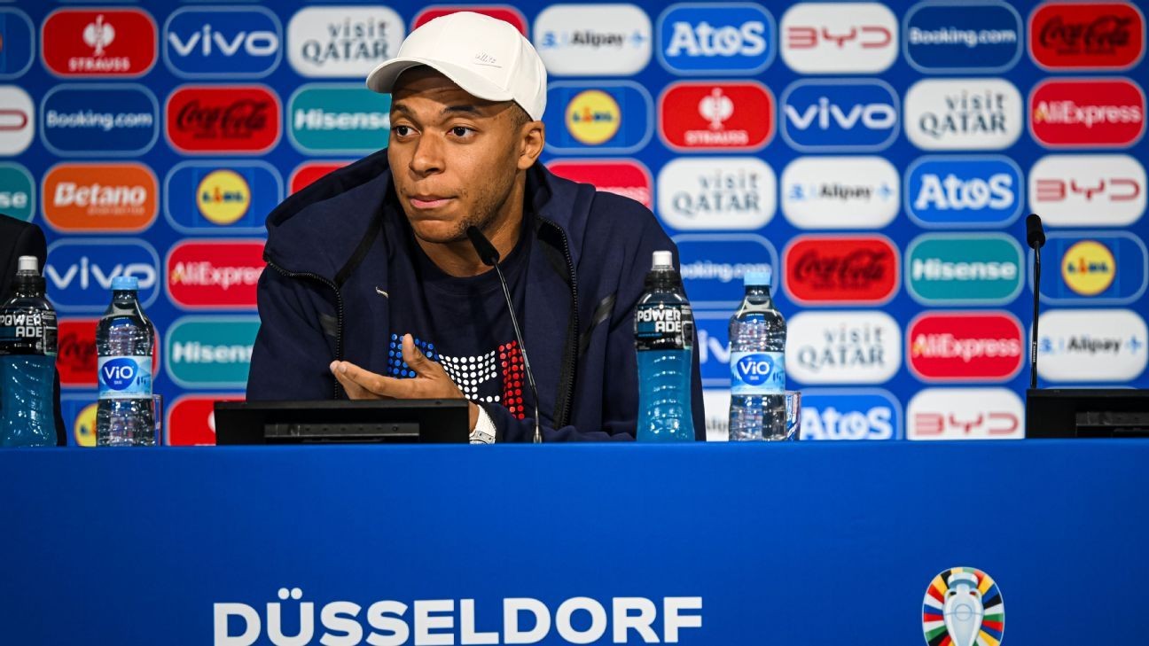 MbappÃ© urges vote vs. extremes in French election