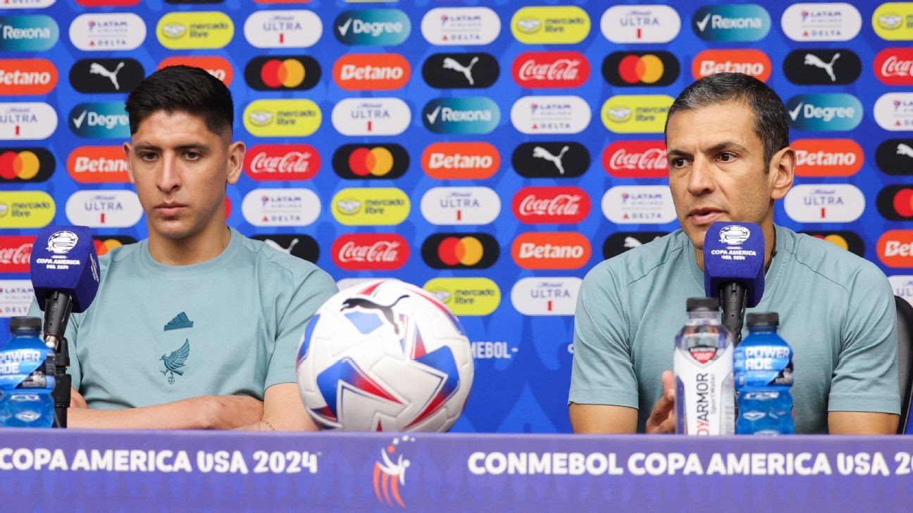 Ãlvarez focused on Copa amid Man United links