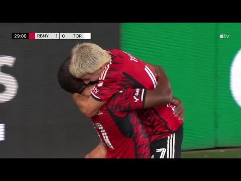 Elias Manoel POWERFUL STRIKE vs. Toronto FC