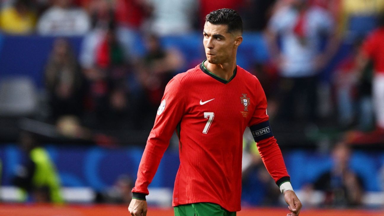 Pepe: Cristiano Ronaldo lives to score goals