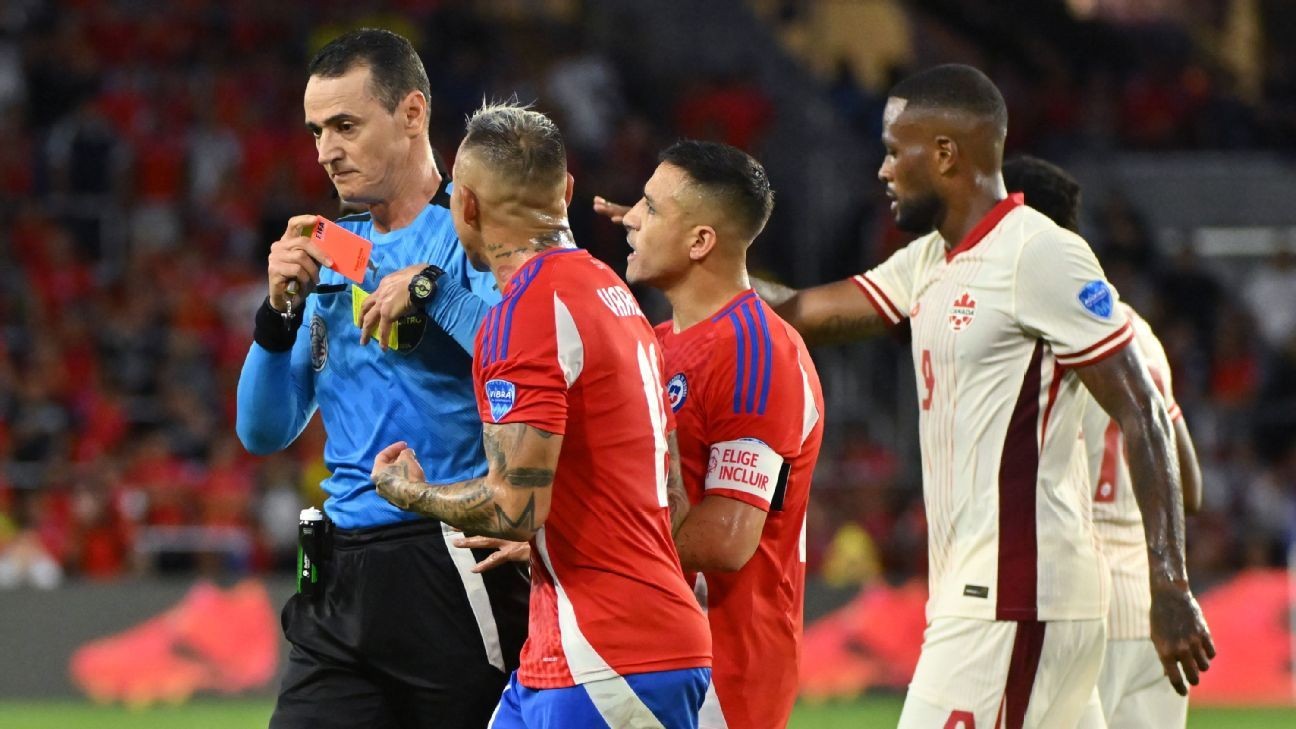 Chile wants Copa ref suspended for 'gross errors'