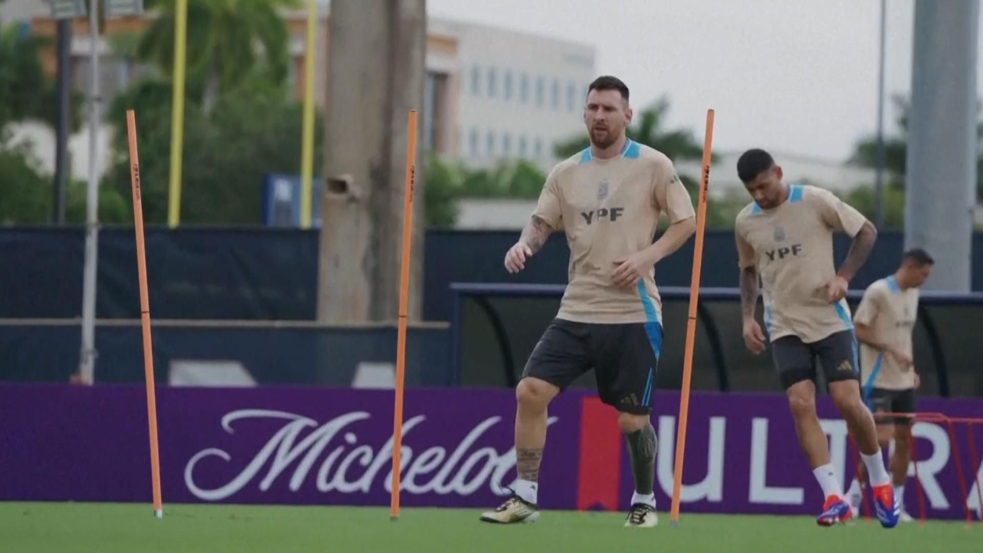 Lionel Messi back in training with Argentina