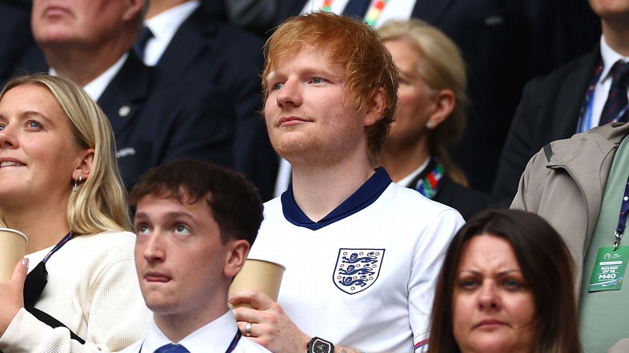 Ed Sheeran plays private gig for England team