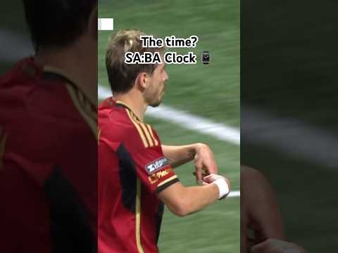 Saba Lobzhanidze BEAUTY finesse goal for @AtlantaUnited