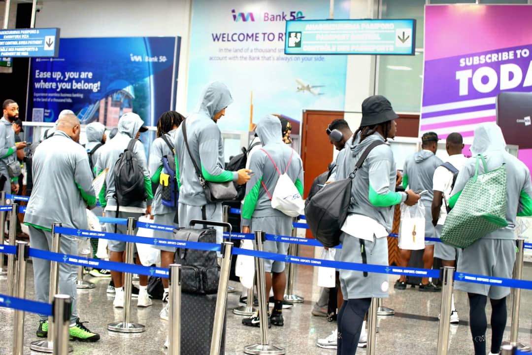 Super Eagles fly back into the country after the Amavubi draw