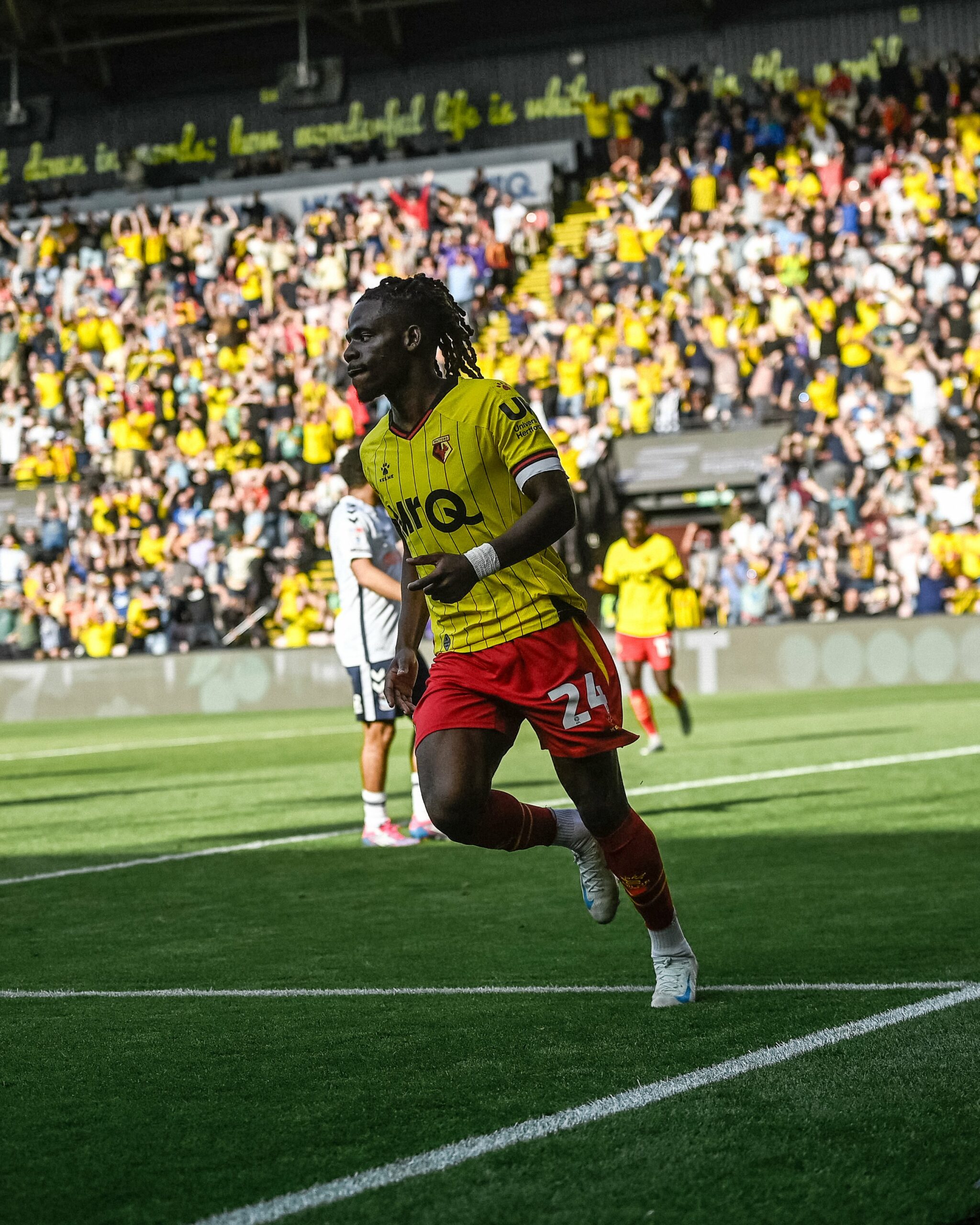 Tom Dele-Bashiru secures point for Watford