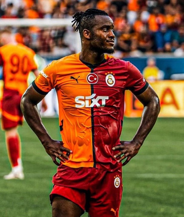 Batshuayi welcomes Osimhen to Galatasaray, plays down rivalry talk