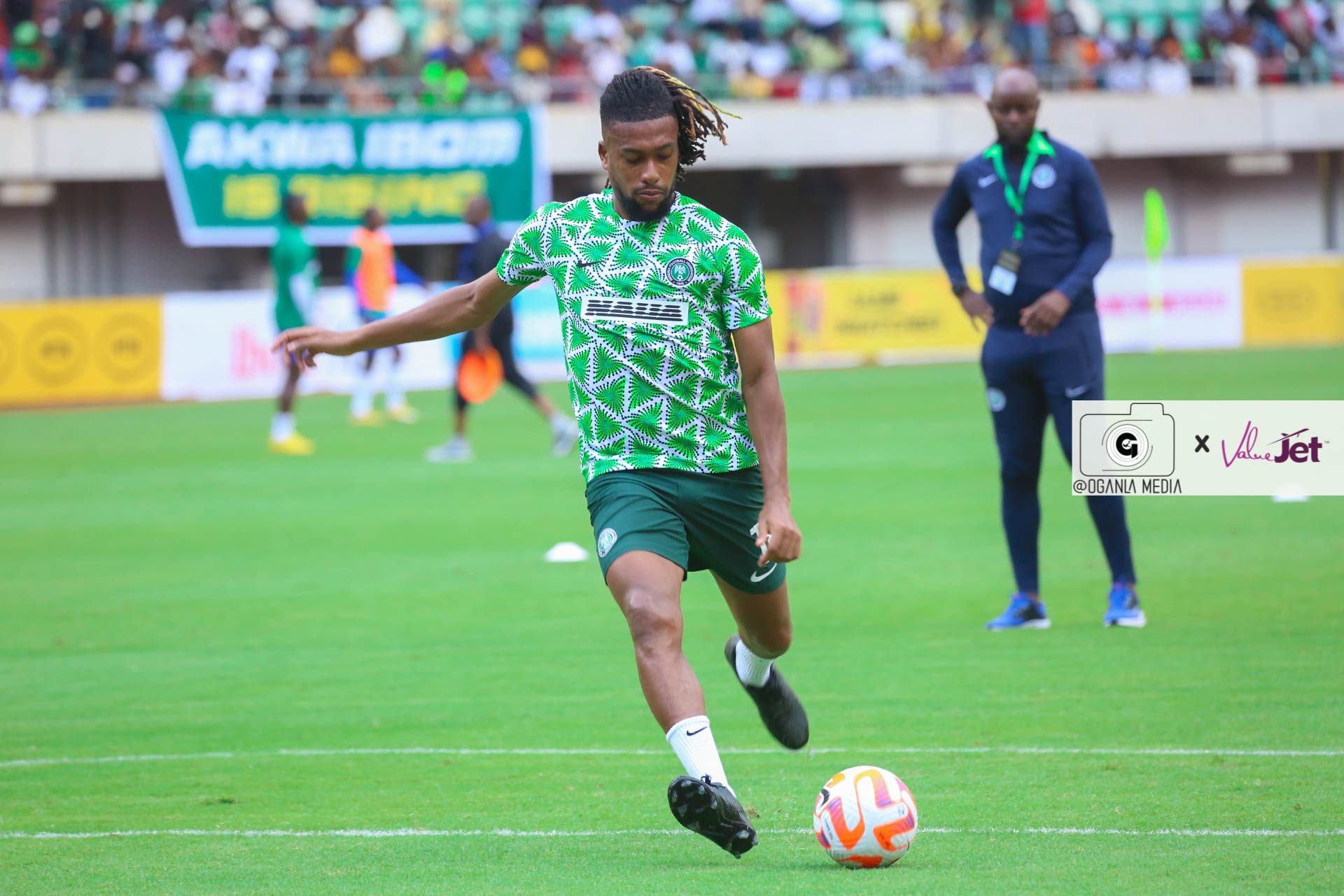 Iwobi, Bassey and Onyeka take Eagles’ camp to 14 ahead of AFCON qualifiers