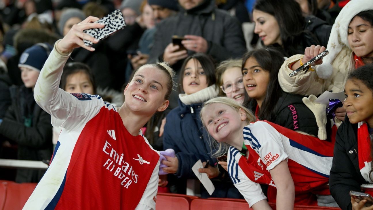 Alessia Russo starting to hit form for Arsenal at right time